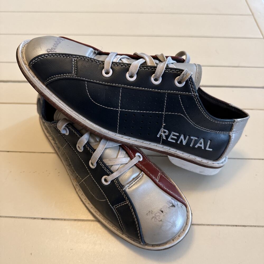 Classic Brand Bowling Shoes Size 7 Men’s / 8.5 Women’s Red Blue Silver Rental